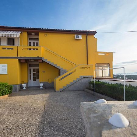 The Manzoni Family 5 Hotel Punat Buitenkant foto